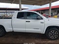 2015 Toyota Tundra — photo 13 of 16 | VIN 5TFRY5F14FX175252