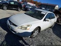 2005 Honda Accord — photo 2 of 11 | VIN 1HGCM56415A171125