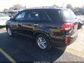 2015 Kia Sorento — photo 3 of 11 | VIN 5XYKT4A62FG570904