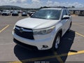2014 Toyota Highlander — photo 2 of 15 | VIN 5TDDKRFH2ES008456