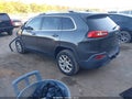 2016 Jeep Cherokee — photo 3 of 17 | VIN 1C4PJLCS2GW114258