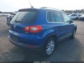2009 Volkswagen Tiguan — photo 4 of 12 | VIN WVGAV75N59W529243