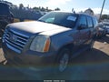 2008 GMC Yukon — photo 2 of 11 | VIN 1GKFC13568R216378