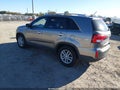 2015 Kia Sorento — photo 3 of 11 | VIN 5XYKTDA70FG658732