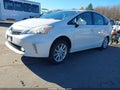 2012 Toyota Prius V — photo 2 of 16 | VIN JTDZN3EU0C3043360