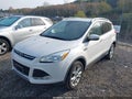 2016 Ford Escape — photo 2 of 11 | VIN 1FMCU9J92GUC53208