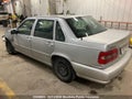Photo 10 of 11 — 1998 Volvo S70