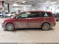 Photo 14 of 18 — 2016 Chrysler Town & Country