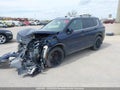 Photo 2 of 17 — 2023 Mitsubishi Outlander