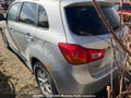 Photo 3 of 10 — 2013 Mitsubishi RVR