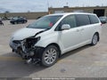 Photo 2 of 11 — 2014 Toyota Sienna