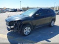 Photo 2 of 11 — 2016 Jeep Cherokee