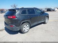 Photo 4 of 11 — 2016 Jeep Cherokee