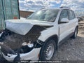 Photo 2 of 10 — 2015 Volkswagen Tiguan