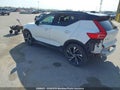 Photo 3 of 11 — 2020 Volvo XC40