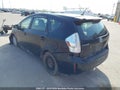 Photo 6 of 17 — 2014 Toyota Prius V