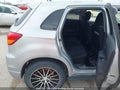 Photo 8 of 17 — 2011 Mitsubishi RVR