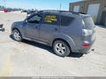Photo 3 of 11 — 2009 Mitsubishi Outlander