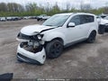 Photo 2 of 17 — 2009 Mitsubishi Outlander