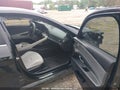 Photo 5 of 22 — 2022 Hyundai Elantra