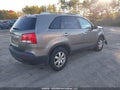 Photo 4 of 17 — 2011 Kia Sorento