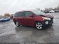Photo 1 of 17 — 2014 Toyota Sienna