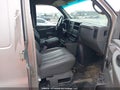 Photo 5 of 16 — 2004 GMC Savana
