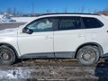 Photo 14 of 19 — 2018 Mitsubishi Outlander