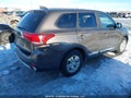 Photo 4 of 20 — 2017 Mitsubishi Outlander
