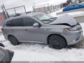 Photo 14 of 19 — 2020 Mitsubishi Outlander