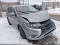 Photo 1 of 19 — 2020 Mitsubishi Outlander