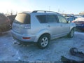 Photo 4 of 19 — 2013 Mitsubishi Outlander