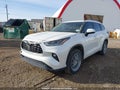 Photo 2 of 20 — 2021 Toyota Highlander