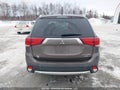 Photo 16 of 17 — 2016 Mitsubishi Outlander
