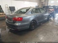 Photo 4 of 19 — 2012 Volkswagen Jetta