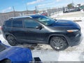 Photo 13 of 19 — 2014 Jeep Cherokee