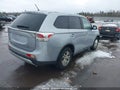 Photo 4 of 19 — 2015 Mitsubishi Outlander