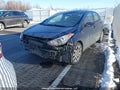 Photo 2 of 17 — 2013 Hyundai Elantra