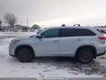 Photo 14 of 16 — 2017 Toyota Highlander