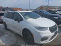 Photo 13 of 16 — 2025 Chrysler Pacifica
