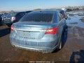 Photo 4 of 17 — 2011 Chrysler 200