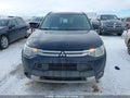 Photo 12 of 17 — 2015 Mitsubishi Outlander