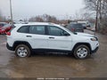 Photo 13 of 18 — 2017 Jeep Cherokee
