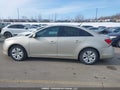 Photo 14 of 21 — 2014 Chevrolet Cruze