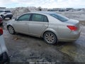 Photo 14 of 18 — 2005 Toyota Avalon