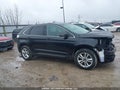 Photo 13 of 17 — 2017 Ford Edge