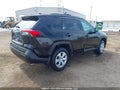Photo 4 of 17 — 2021 Toyota RAV4
