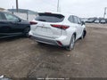Photo 4 of 18 — 2025 Toyota Highlander