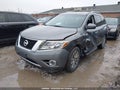 Photo 2 of 16 — 2015 Nissan Pathfinder