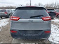 Photo 17 of 18 — 2015 Jeep Cherokee